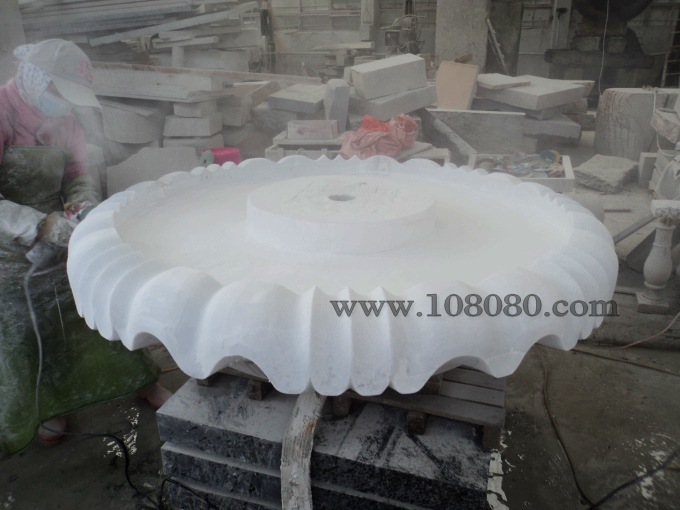 成都風(fēng)水球