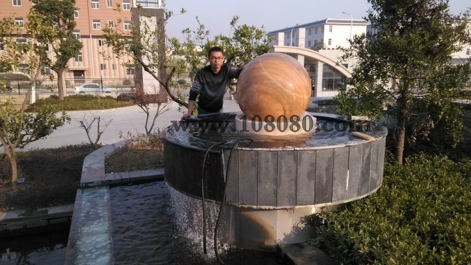 昆明風(fēng)水球
