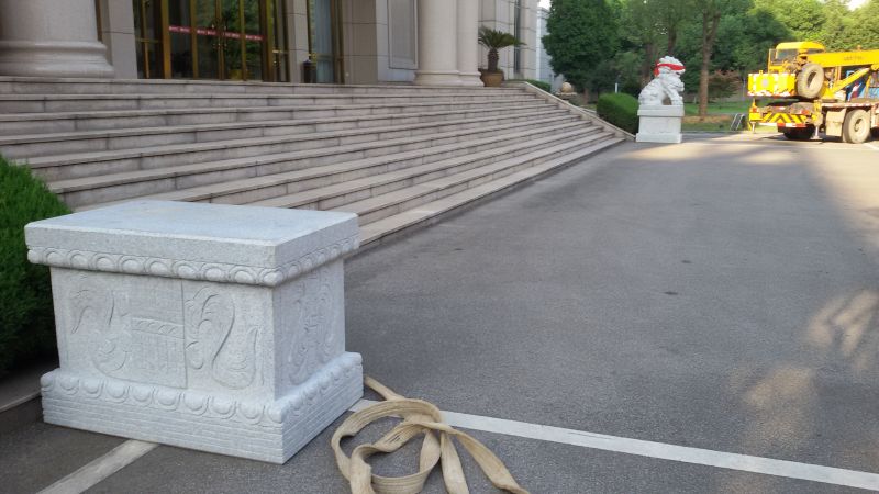 ���ʯ��{��