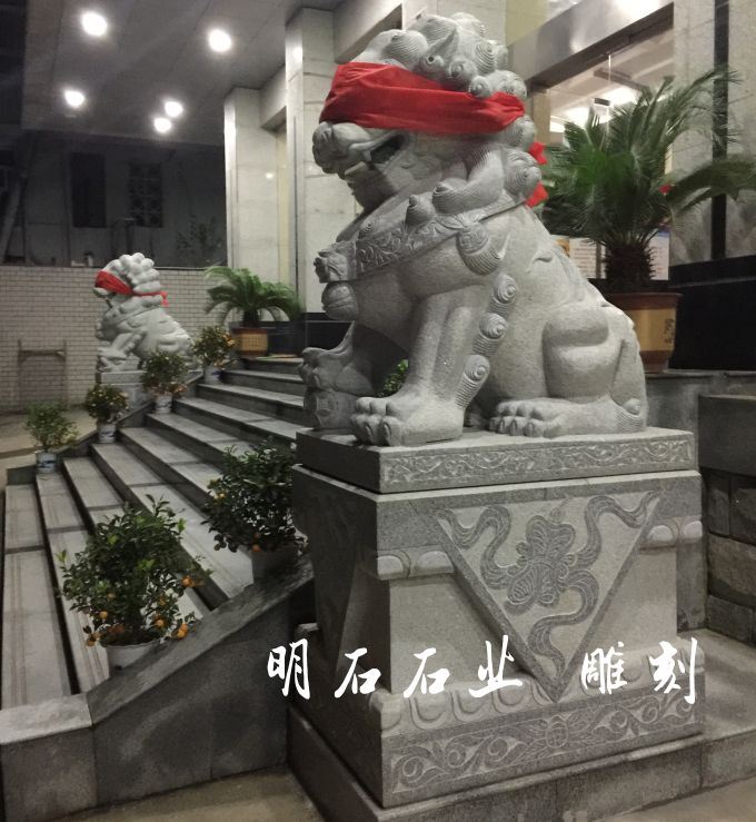 ���ʯ��{��